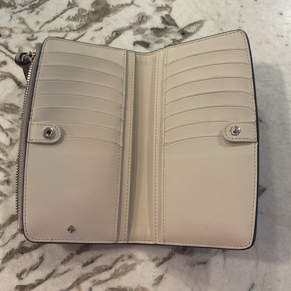 Kate Spade wallet - Picture 2 of 4